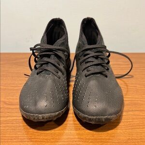 Adidas Predator Turf Shoe (9)
